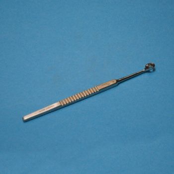 Curette Pedicure Besnier-Lupus, finestrata, 7 mm - Holtex