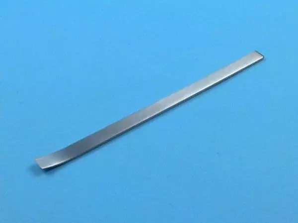 Osteotomo Lambotte, 21 cm, curva, 10 mm - Holtex