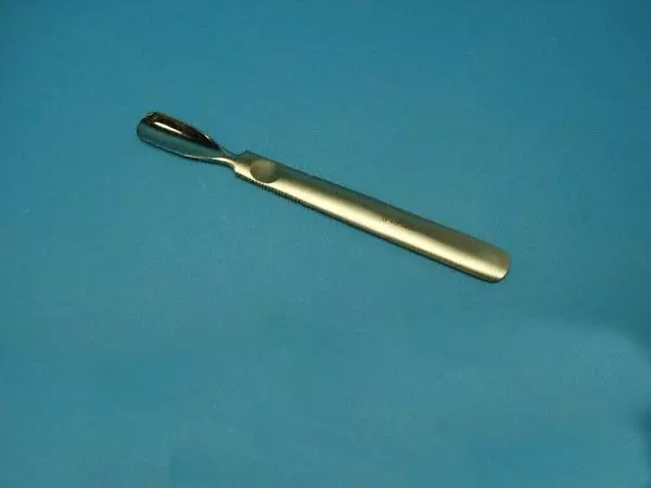 Pinza sgorbia tagliante, per pedicure, 12 mm x 14 cm - Holtex