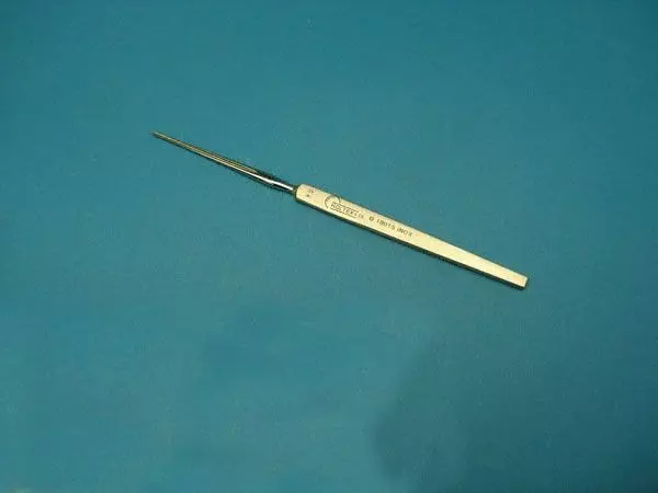 Pinza sgorbia tagliante, per pedicure, 1.5 mm x 14 cm - Holtex