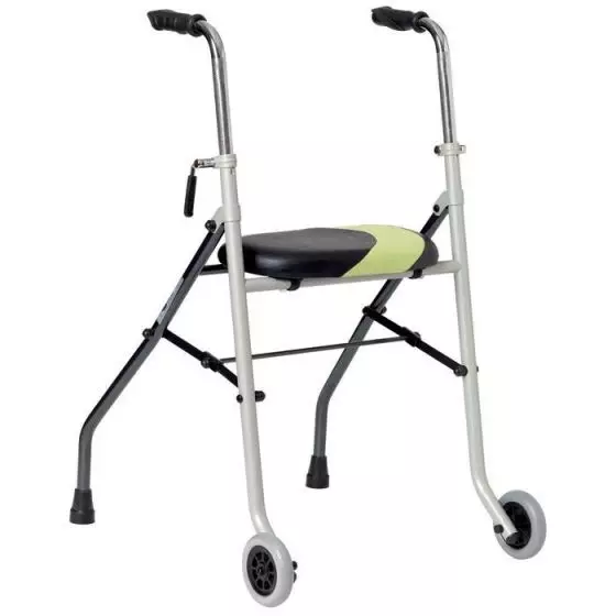 Deambulatore Rollator Invacare Actio 2 con sedie