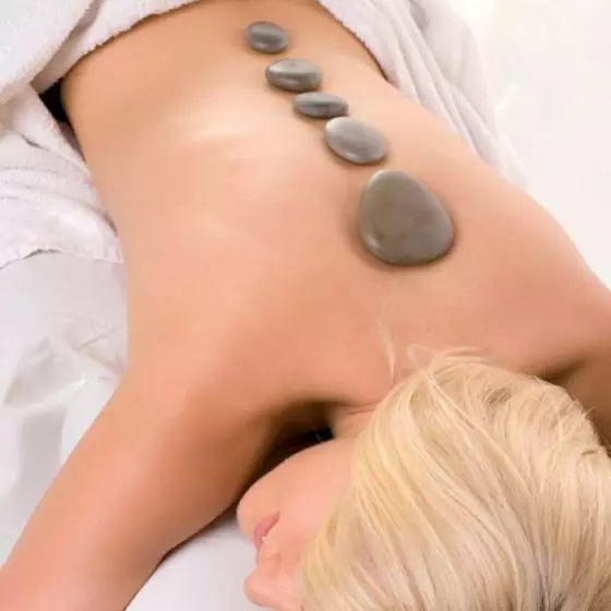 Massaggio con pietre calde Hot Stone Medisana